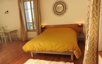 Chambre Double avec Salle de Bains Privative Chambre Double avec Salle de Bains Privative