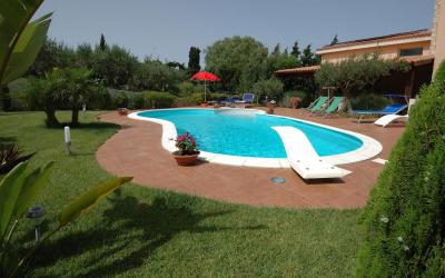 Villa con 4 Camere da Letto