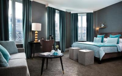 Chambre Deluxe Double ou Lits Jumeaux Chambre Deluxe Double ou Lits Jumeaux