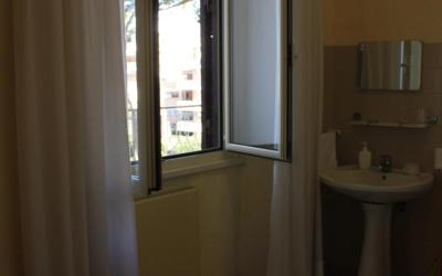 Camera Singola con Bagno in Comune