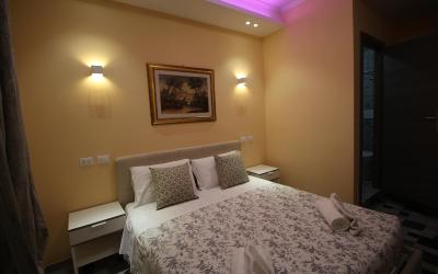 Camera Matrimoniale con Bagno Privato