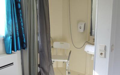 Chambre Double Accessible aux Personnes u00e0 Mobilitu00e9 Ru00e9duite Chambre Double Accessible aux Personnes u00e0 Mobilitu00e9 Ru00e9duite