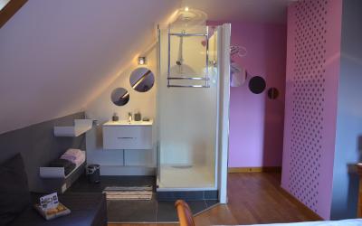 Chambre Double avec Salle de Bains Privative Chambre Double avec Salle de Bains Privative