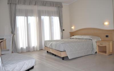 Camera Matrimoniale/Doppia con Letti Singoli