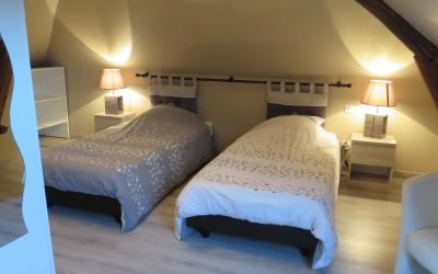 Chambre Familiale avec Douche 
