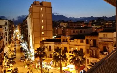 Camera Matrimoniale/Doppia con Letti Singoli con Bagno Privato