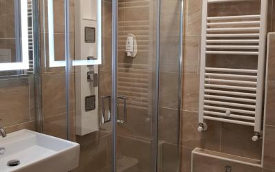 Camera Doppia con Letti Singoli