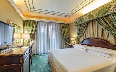 Camera Standard Matrimoniale/Doppia con Letti Singoli