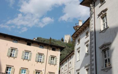 Appartamento con 2 Camere da Letto Appartamento con 2 Camere da Letto