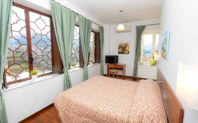 Camera Economy Matrimoniale/Doppia con Letti Singoli