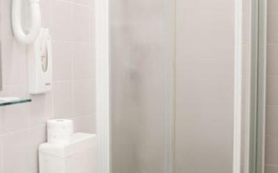 Camera Matrimoniale con Vista Giardino