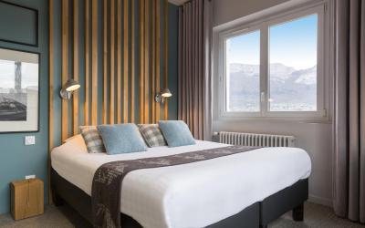 Chambre Double Supu00e9rieure - Vue sur Lac  Chambre Double Supu00e9rieure - Vue sur Lac