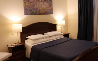 Camera Matrimoniale/Doppia con Letti Singoli