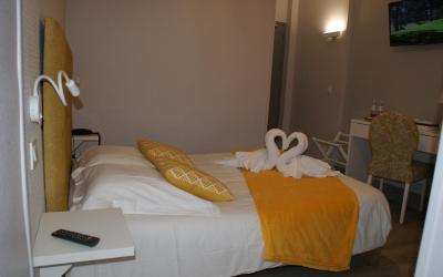 Chambre Double - 15 u00e0 25 mu00b2