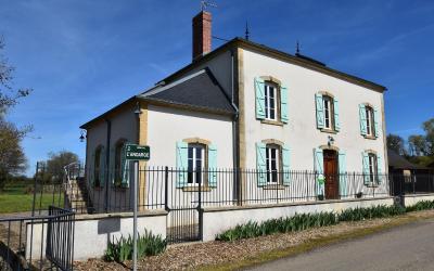 Maison de Vacances Six Chambres