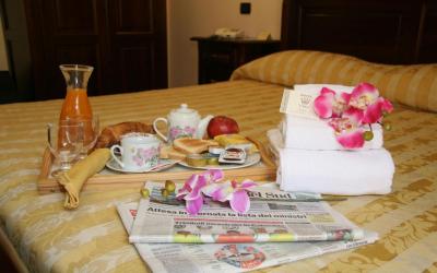 Camera Matrimoniale/Doppia con Letti Singoli