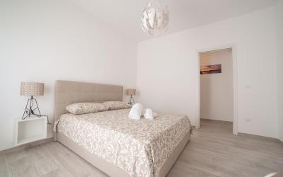 Appartamento con 2 Camere da Letto Appartamento con 2 Camere da Letto