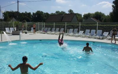 Bungalow (4 Adultes + 2 Enfants) Dimanche/Dimanche Bungalow (4 Adultes + 2 Enfants) Dimanche/Dimanche