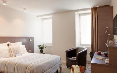 Chambre Double Supu00e9rieure - Vue sur Ville