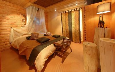 Chambre Double Deluxe (2 Adultes + 1 Enfant) Chambre Double Deluxe (2 Adultes + 1 Enfant)