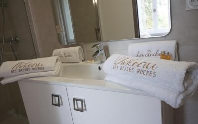 Chambre Familiale - Vue sur Jardin Chambre Familiale - Vue sur Jardin