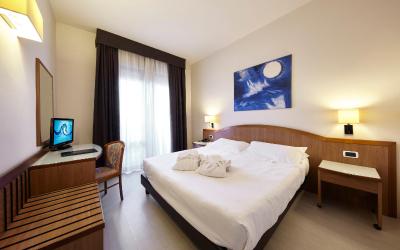 Camera Matrimoniale/Doppia con Letti Singoli