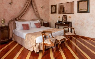 Camera Matrimoniale Superior