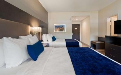 Queen Room with Two Queen Beds