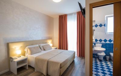 Camera Classic Matrimoniale/Doppia con Letti Singoli 