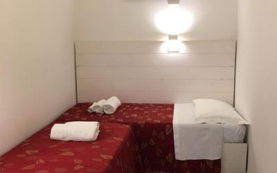 Appartamento con 2 Camere da Letto Appartamento con 2 Camere da Letto
