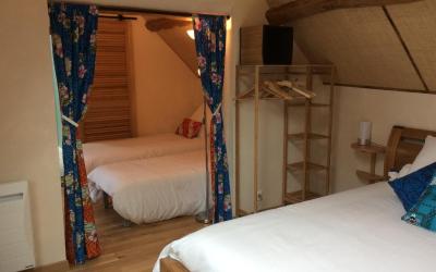 Chambre Familiale avec Salle de Bains Chambre Familiale avec Salle de Bains