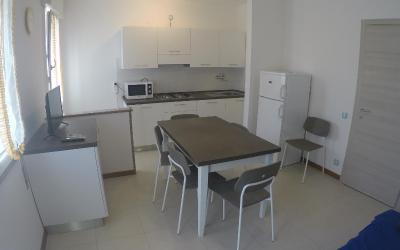 Appartamento con 2 Camere da Letto e Balcone