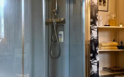 Chambre Deluxe (2 Adultes + 1 Enfant)