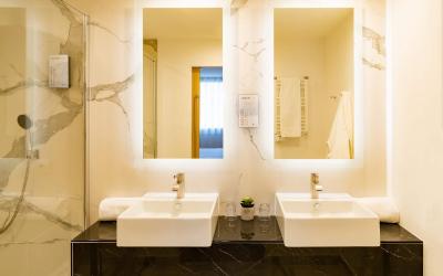 Suite 1 Lit Queen-Size et 1 Canapu00e9-Lit Suite 1 Lit Queen-Size et 1 Canapu00e9-Lit