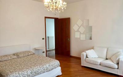 Appartamento con 3 Camere da Letto