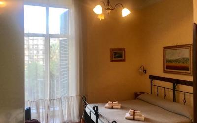 Camera Matrimoniale con Letto Supplementare