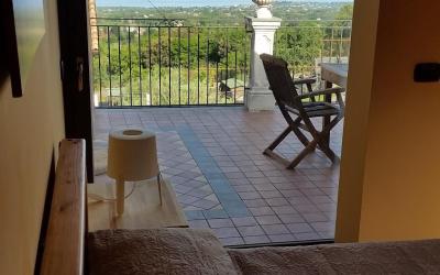 Appartamento con Terrazza e Vista Mare