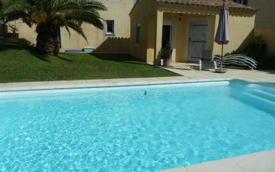 Chambre Double - Vue sur Piscine