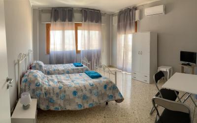 Camera Doppia con Letti Singoli Spaziosa