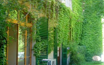 Camera Quadrupla con Vista Giardino 