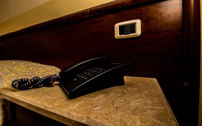 Camera Tripla Classic