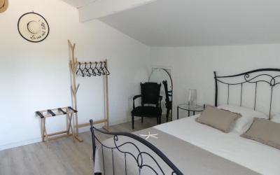 Chambre Lit King-Size Standard Chambre Lit King-Size Standard