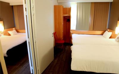 Deux Chambres Doubles Adjacentes 