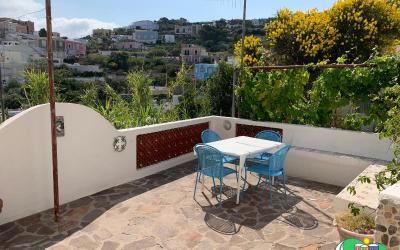 Appartamento con 1 Camera da Letto e Vista Mare 