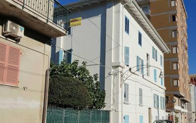 Appartamento con 2 Camere da Letto