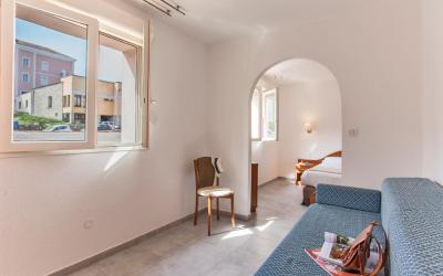 Chambre Quadruple avec Vue sur la Rue