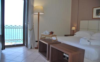 Camera Matrimoniale/Doppia con Letti Singoli con Vista Mare 