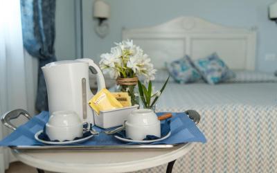 Matrimoniale Deluxe con Terrazza e Vasca da Bagno con Idromassaggio 