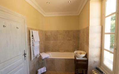 Chambre Double Deluxe avec Baignoire Chambre Double Deluxe avec Baignoire