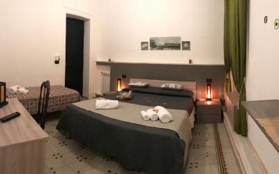 Camera Tripla Comfort